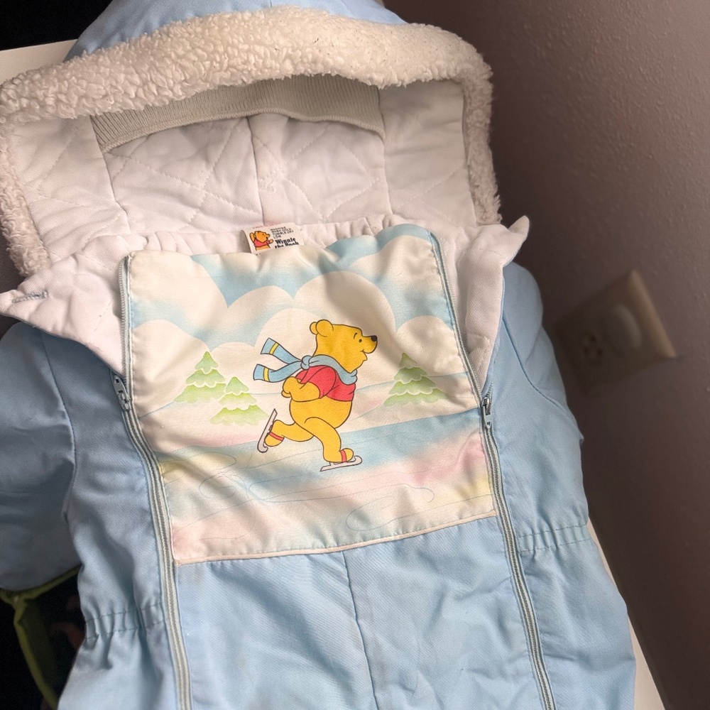 Vintage 70s Pooh Bear infant bunting 1-2 years